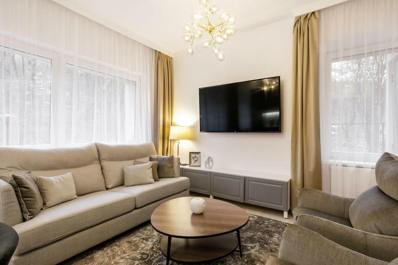 Luxury For Everyone - Hills Park Lux Apartments 3 VNO Exterior photo