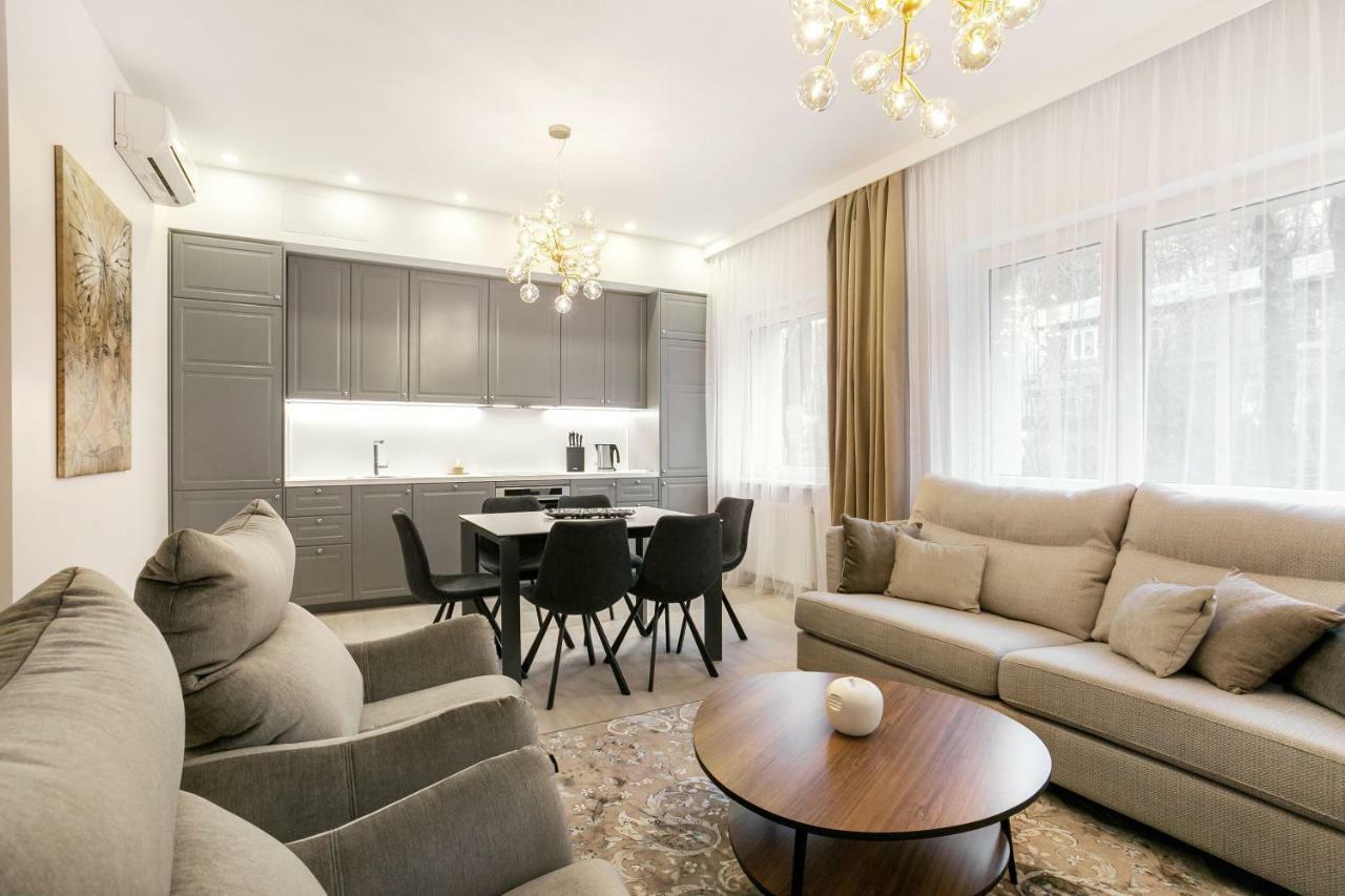 Luxury For Everyone - Hills Park Lux Apartments 3 VNO Exterior photo