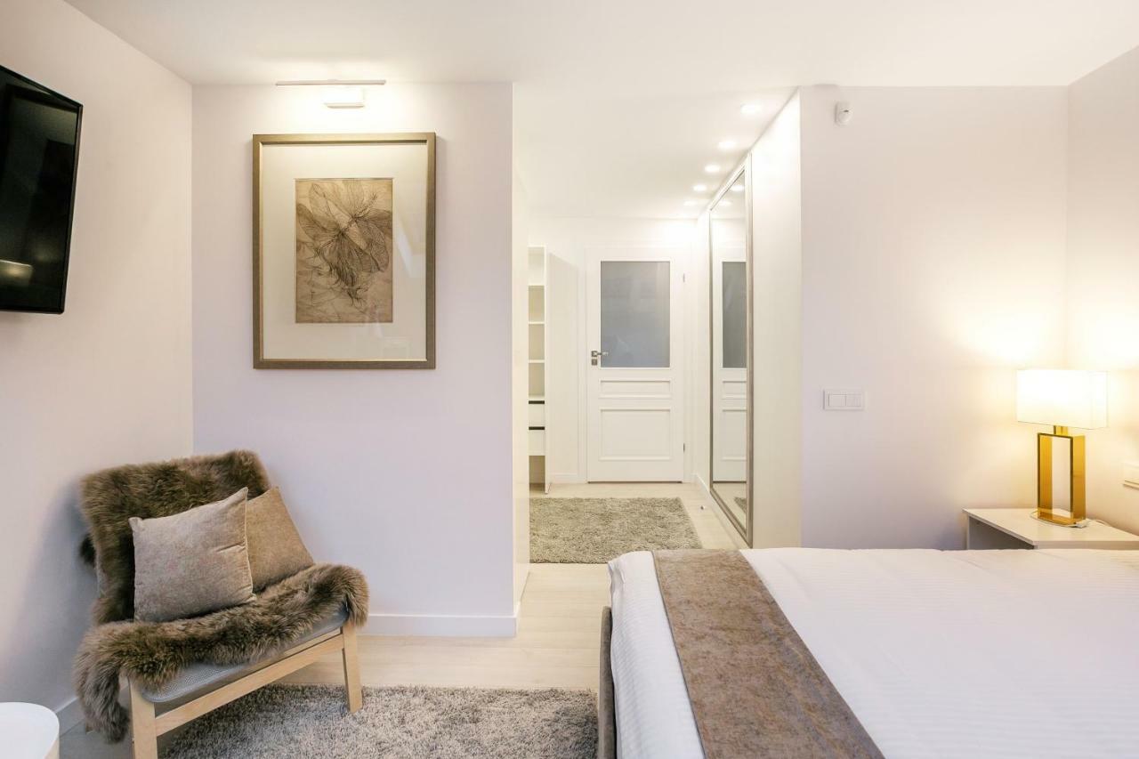 Luxury For Everyone - Hills Park Lux Apartments 3 VNO Exterior photo