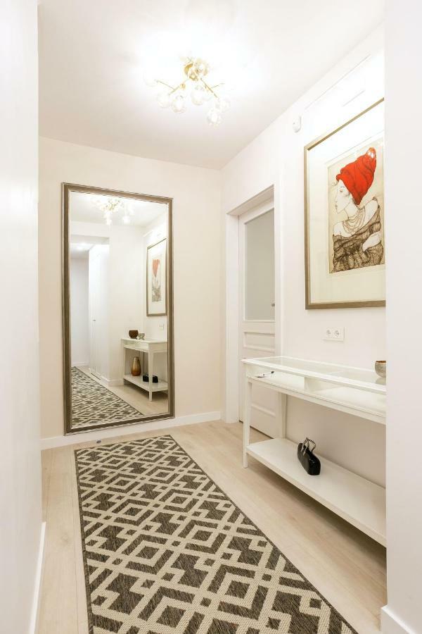 Luxury For Everyone - Hills Park Lux Apartments 3 VNO Exterior photo